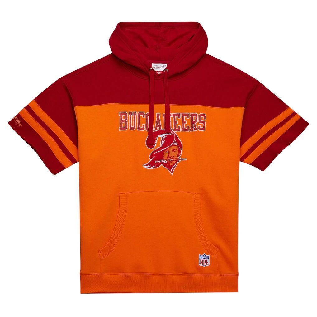 Tampa Bay Buccaneers Mitchell & Ness  Off Field Vintage Logo Short Sleeve Pullover Hoodie