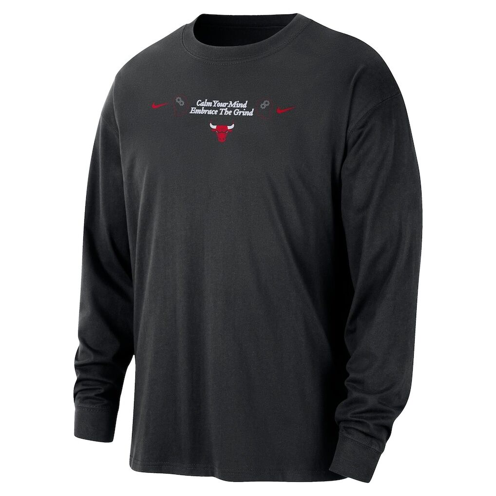 Chicago Bulls Nike Courtside Oversized Long Sleeve T-Shirt