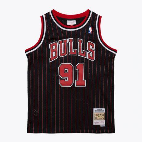 Dennis Rodman Chicago Bulls Youth 1995/96 Swingman Jersey - Black - Front View