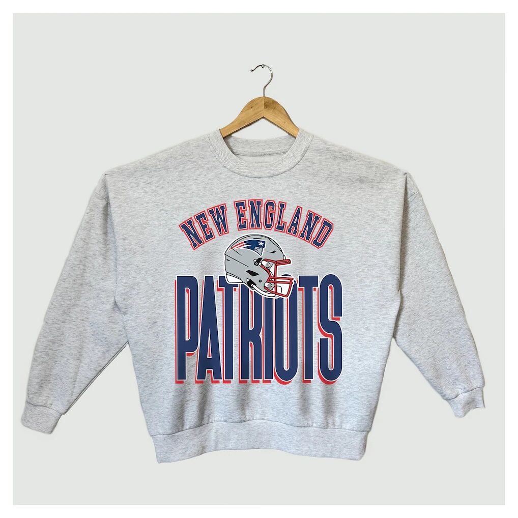 New England Patriots Gameday Couture Women's Fierce Focus Premium Oversized Fleece Pullover Sweatshirt - Ash