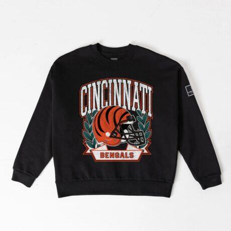 Cincinnati Bengals Gameday Couture Women's Oversized Victory Lane Black Label Premium Fleece Sweatshirt - Black - Front View
