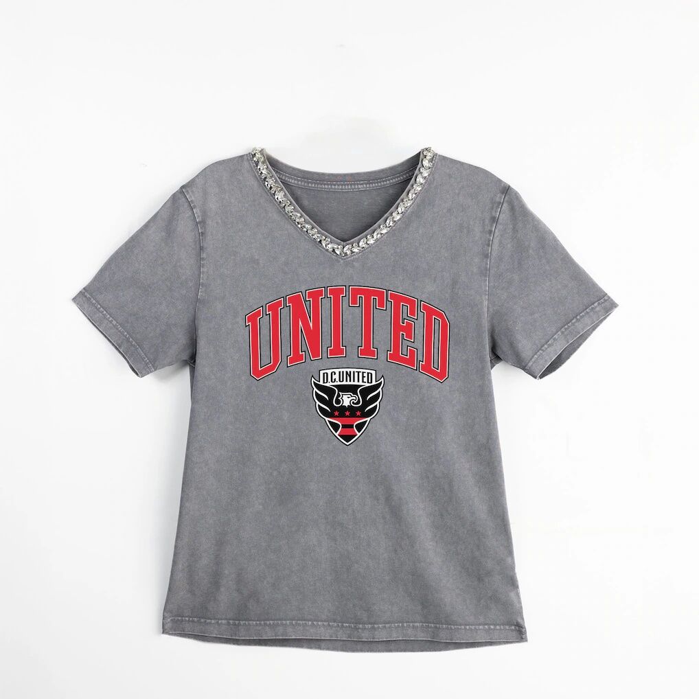 D.C. United Gameday Couture Women's Relaxed Iconic Edge Rhinestone V-Neck T-Shirt