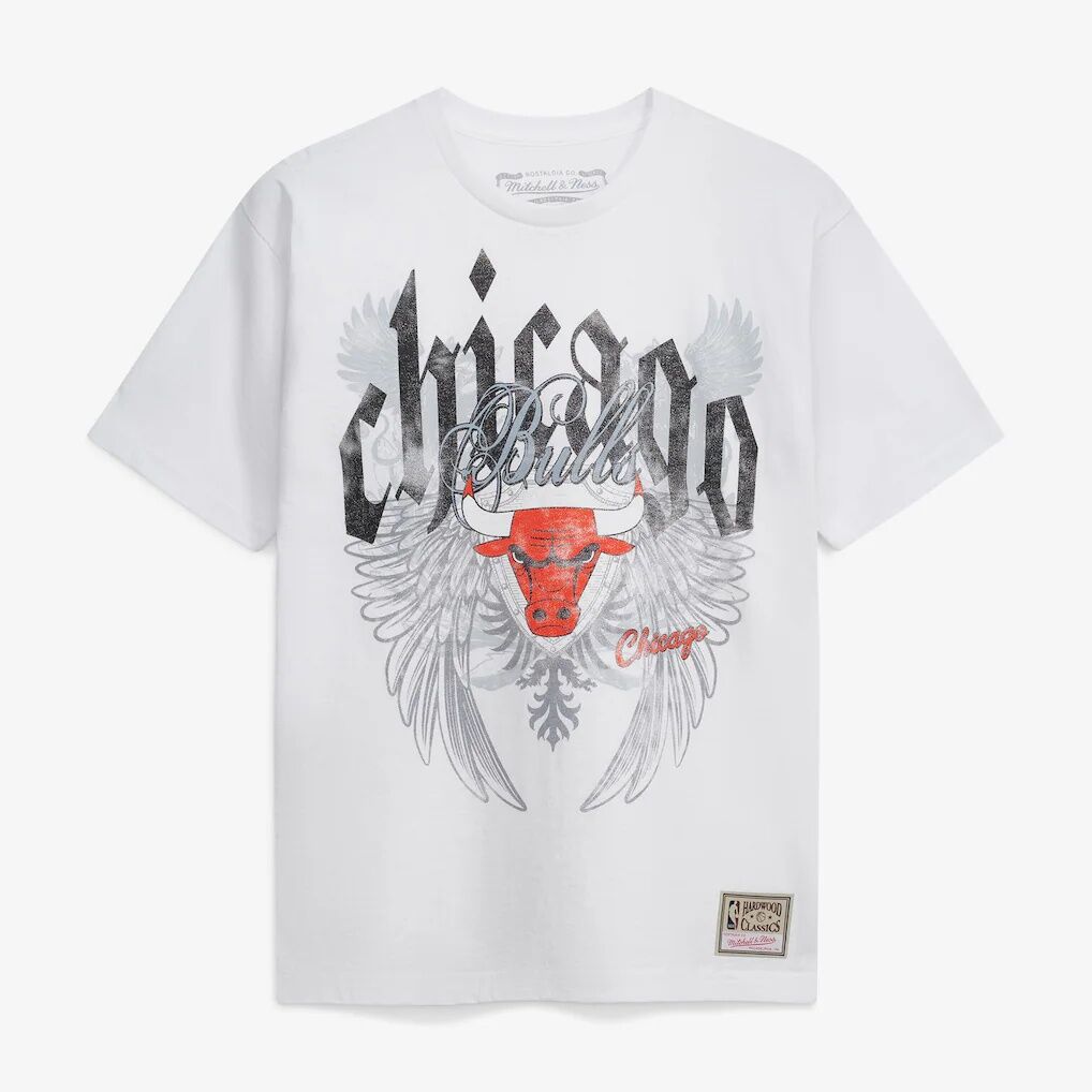 Chicago Bulls Mitchell & Ness Old English Classic T-Shirt