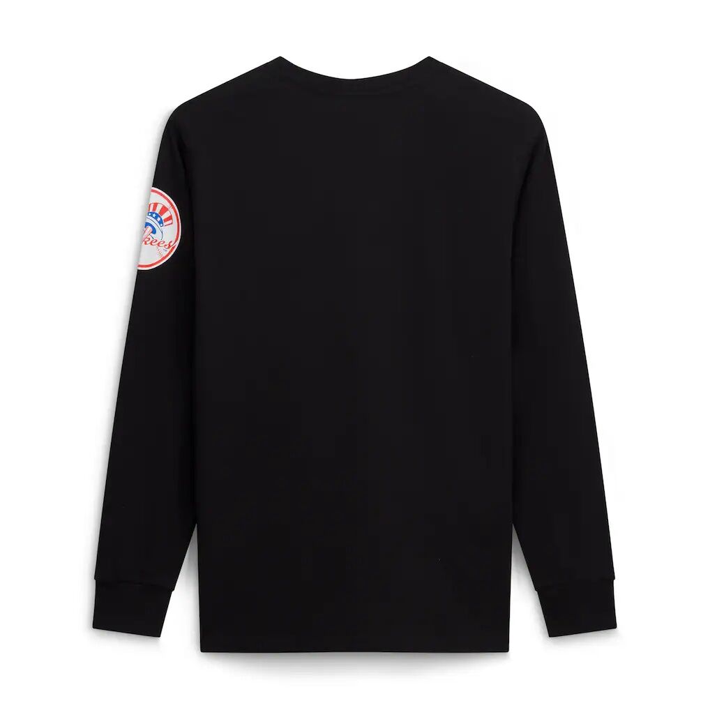 Derek Jeter New York Yankees Mitchell & Ness Player Graphic Long Sleeve T-Shirt
