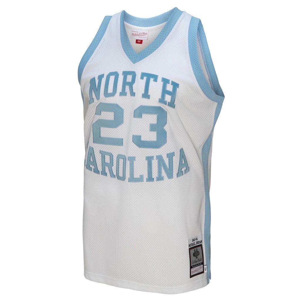 Michael Jordan North Carolina Tar Heels Mitchell & Ness 1983/84 Authentic Retired Player Jersey
