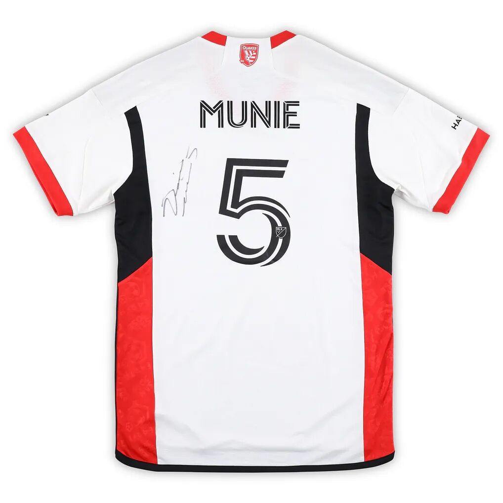 Daniel Munie San Jose Earthquakes Autographed Fashion7 Authentic Match-Used #5 White Jersey from the 2025 MLS Season - Size L
